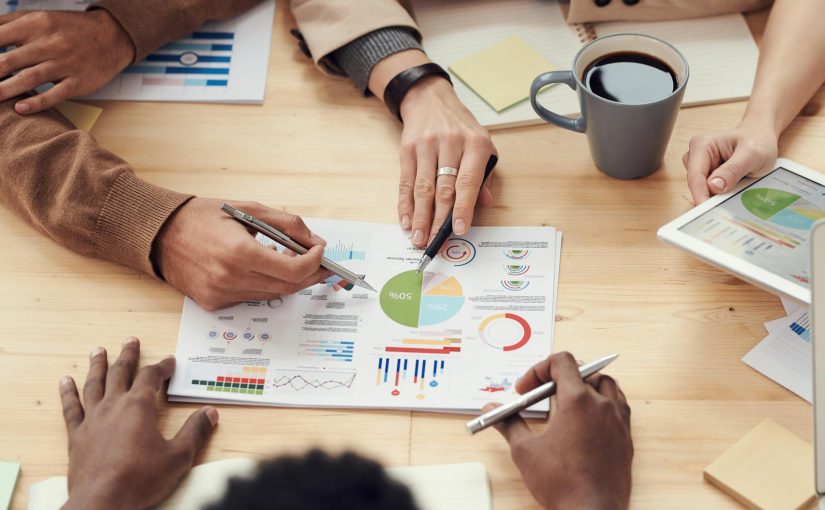 고객 감동과 실패 사례 분석: 출판·전자책 산업의 교훈