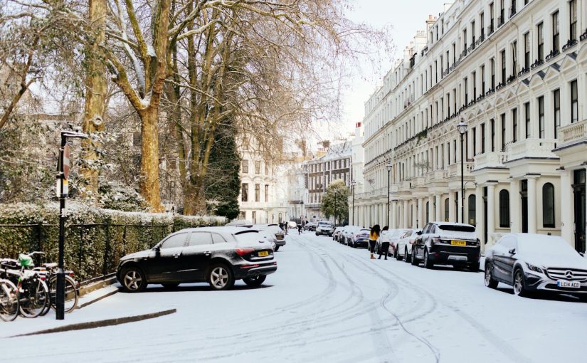 성장 마케팅 실전 사례: 신규 채널 테스트 중인 팀을 위한 운영 절차