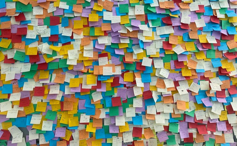 충성고객 프로그램 운영 Q&A 시즌성 캠페인을 준비 중인 팀